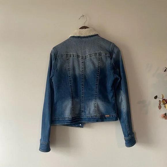 SOLD INC Sherpa-Lined Jean Jacket - Picture 4 of 6